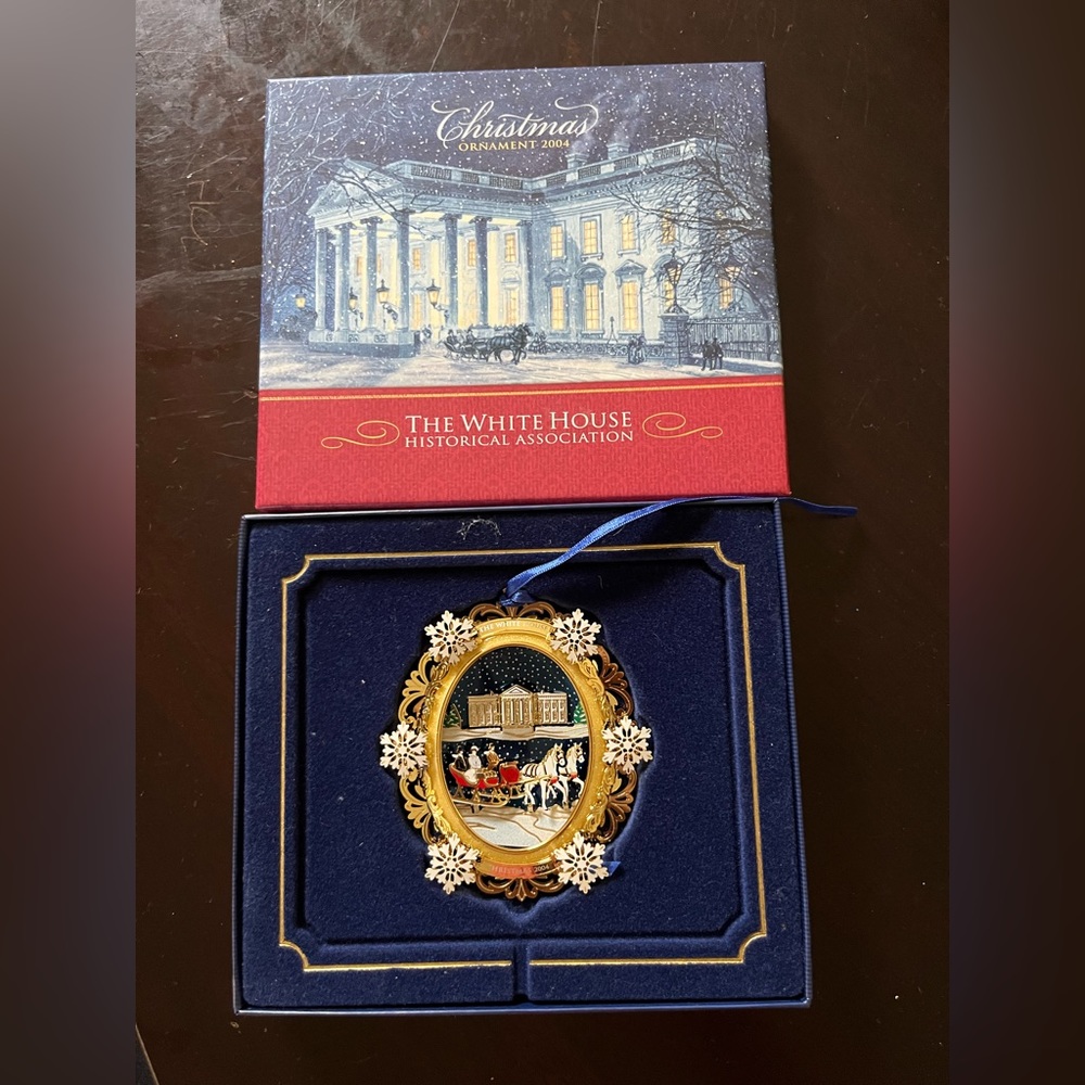 PRICED TO SELL-White House Christmas 2004 Ornament-Sleigh Horses